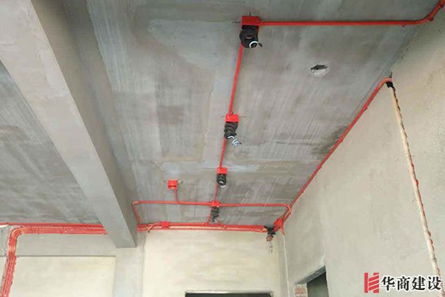 電沒裝好，可以讓你體驗(yàn)恐怖片現(xiàn)場的視覺