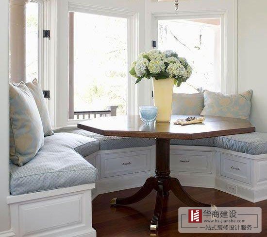 裝修飄窗時這樣設計，又實用又好看