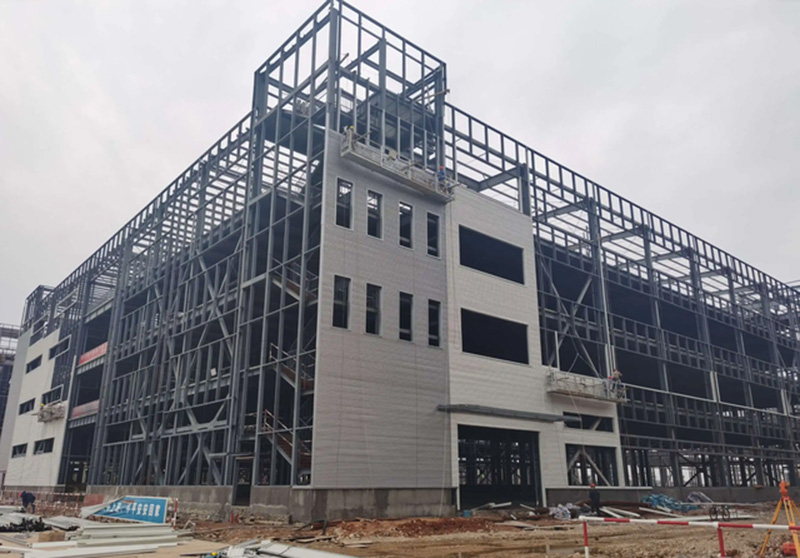 華商建設,專業(yè)的鋼結構廠房建設公司 華商建設,專業(yè)的鋼結構廠房建設公司